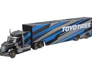 CAMION INTERNATIONAL LONESTAR 6x4 CON SEMIRREMOLQUE TOYOTIRES 1:64