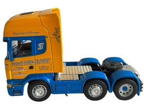 CAMION SCANIA R620A 6x2 EUROPEO BITONO 1:50