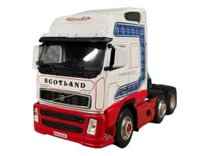 CAMION VOLVO FH12 6x4 3 TONOS 1:50