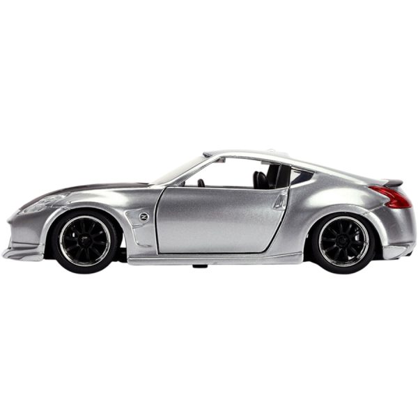 AUTO NISSAN 370Z 2009 GISELE RAPIDO & FURIOSO 8 1:32 - Imagen 4