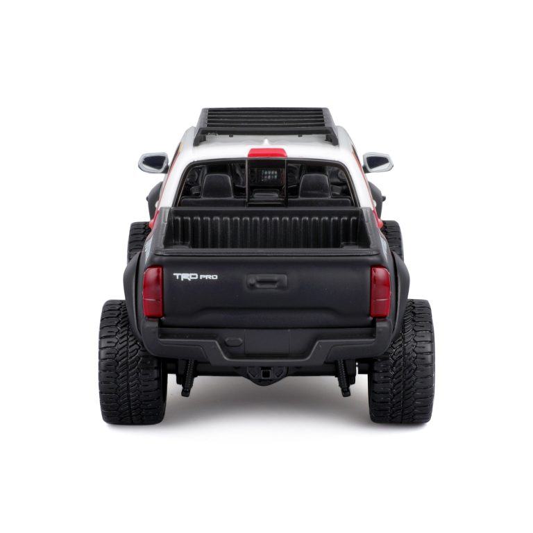 32546_MAIS_2023ToyoTacoTADPRO_WHI_PRD_2
